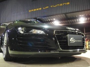 アウディ R8 マグネティックライド　正規ディーラー車　パワクラマフラー 中古車