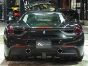 フェラーリ&nbsp;488GTB&nbsp;F1　DCT　左ハンドル　LEDステアリング　フロントリフター&nbsp;中古車