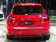 ポルシェ カイエン V6　正規ディーラー車　右ハンドル　サンルーフ　ローダウン 中古車