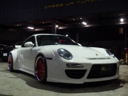 ポルシェ&nbsp;911(Type997)&nbsp;カレラ　EUR-GTRワイドボディ　正規ディーラー車&nbsp;中古車