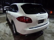 ポルシェ カイエン V6 正規ディーラー車 右ハンドル 中古車