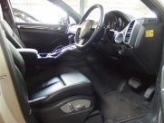 ポルシェ カイエン V6 正規ディーラー車 右ハンドル 中古車