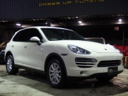 ポルシェ カイエン V6 正規ディーラー車 右ハンドル 中古車