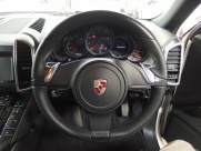 ポルシェ カイエン V6 正規ディーラー車 右ハンドル 中古車