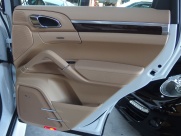 ポルシェ&nbsp;カイエン&nbsp;V6 左ハンドル　EUR-GT　走行1.1万Km&nbsp;中古車