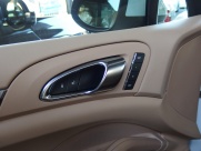 ポルシェ&nbsp;カイエン&nbsp;V6 左ハンドル　EUR-GT　走行1.1万Km&nbsp;中古車