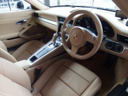 ポルシェ&nbsp;911(Type911)&nbsp;カレラ　正規ディーラー車　右ハンドル　ベージュレザー&nbsp;中古車