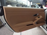 ポルシェ&nbsp;911(Type911)&nbsp;カレラ　正規ディーラー車　右ハンドル　ベージュレザー&nbsp;中古車