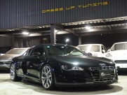 アウディ&nbsp;R8&nbsp;V10 5.2 正規ディーラー車　左ハンドル　マグネティックライド&nbsp;中古車