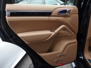 ポルシェ&nbsp;カイエン&nbsp;S ハイブリッド　正規ディーラー車　EUR-GT&nbsp;中古車