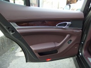 ポルシェ&nbsp;パナメーラ&nbsp;S 正規ディーラー車 ＥＵＲ-ＧＴ レザーインテリア&nbsp;中古車