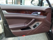 ポルシェ&nbsp;パナメーラ&nbsp;S 正規ディーラー車 ＥＵＲ-ＧＴ レザーインテリア&nbsp;中古車