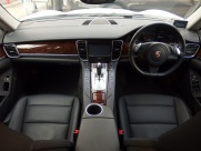 ポルシェ パナメーラ V6 右ハンドル EUR-GT 正規ディーラー車  中古車