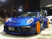 ポルシェ 911(Type991) カレラ EUR-GTRワイドボディ  正規ディーラー車 中古車