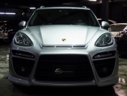 ポルシェ&nbsp;カイエン&nbsp;ターボ ＥＵＲ-ＧＴ 正規ディーラー車 左ハンドル&nbsp;中古車