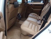 ポルシェ&nbsp;カイエン&nbsp;ターボ 左ハンドル パノラマサンルーフ&nbsp;中古車