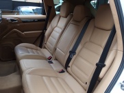 ポルシェ&nbsp;カイエン&nbsp;ターボ 左ハンドル パノラマサンルーフ&nbsp;中古車