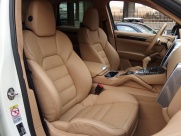 ポルシェ&nbsp;カイエン&nbsp;ターボ 左ハンドル パノラマサンルーフ&nbsp;中古車