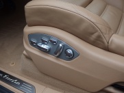 ポルシェ&nbsp;カイエン&nbsp;ターボ 左ハンドル パノラマサンルーフ&nbsp;中古車