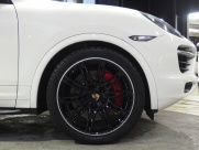 ポルシェ&nbsp;カイエン&nbsp;ターボ 左ハンドル パノラマサンルーフ&nbsp;中古車