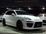 ポルシェ カイエン 正規ディーラー車 右ハンドル EUR-GT 中古車