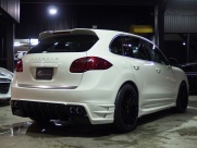 ポルシェ カイエン 正規ディーラー車 右ハンドル EUR-GT 中古車