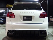 ポルシェ カイエン 正規ディーラー車 右ハンドル EUR-GT 中古車