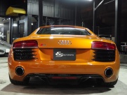 アウディ R8 FSIクワトロ 正規ディーラー車 左ハンドル 中古車