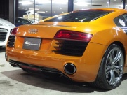 アウディ R8 FSIクワトロ 正規ディーラー車 左ハンドル 中古車