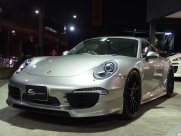 ポルシェ 911(Type991) カレラ PDK 正規ディーラー車 右ハンドル EURver 中古車