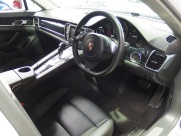 ポルシェ&nbsp;パナメーラ&nbsp;V6 正規ディーラー車 右ハンドル EUR-GT &nbsp;中古車