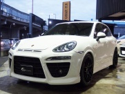 ポルシェ カイエン V6 右ハンドル EUR-GT 正規ディーラー車  中古車