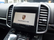 ポルシェ カイエン V6 右ハンドル EUR-GT 正規ディーラー車  中古車