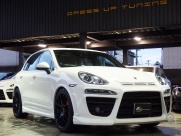 ポルシェ カイエン V6 右ハンドル EUR-GT 正規ディーラー車  中古車