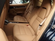 ポルシェ&nbsp;パナメーラ&nbsp;V6 右ハンドル EUR-GT 正規ディーラー車 &nbsp;中古車