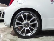 アバルト 595 ツーリズモ 正規ディーラー車 右ハンドル 中古車