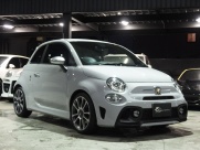 アバルト 595 ツーリズモ 正規ディーラー車 右ハンドル 中古車