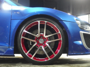 アウディ&nbsp;R8&nbsp;V10 5.2L FSIクワトロ 正規ディーラー車 左ハンドル 社外フルエアロ AVS20inアルミ&nbsp;中古車