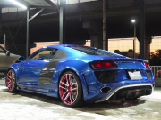 アウディ&nbsp;R8&nbsp;V10 5.2L FSIクワトロ 正規ディーラー車 左ハンドル 社外フルエアロ AVS20inアルミ&nbsp;中古車