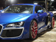 アウディ&nbsp;R8&nbsp;V10 5.2L FSIクワトロ 正規ディーラー車 左ハンドル 社外フルエアロ AVS20inアルミ&nbsp;中古車