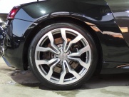 アウディ R8 V10 5.2L FSIクワトロ 正規ディーラー車 左ハンドル 中古車