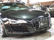 アウディ R8 V10 5.2L FSIクワトロ 正規ディーラー車 左ハンドル 中古車