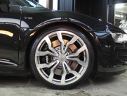 アウディ R8 V10 5.2L FSIクワトロ 正規ディーラー車 左ハンドル 中古車