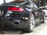 アウディ R8 V10 5.2L FSIクワトロ 正規ディーラー車 左ハンドル 中古車