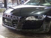 アウディ R8 V10 5.2L FSIクワトロ 正規ディーラー車 左ハンドル 中古車