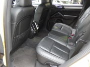 ポルシェ&nbsp;カイエン&nbsp;Sハイブリッド EUR-GT 正規ディーラー車 右ハンドル&nbsp;中古車