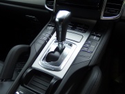 ポルシェ&nbsp;カイエン&nbsp;Sハイブリッド EUR-GT 正規ディーラー車 右ハンドル&nbsp;中古車