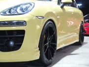 ポルシェ&nbsp;カイエン&nbsp;Sハイブリッド EUR-GT 正規ディーラー車 右ハンドル&nbsp;中古車