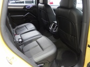 ポルシェ&nbsp;カイエン&nbsp;Sハイブリッド EUR-GT 正規ディーラー車 右ハンドル&nbsp;中古車