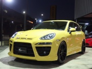 ポルシェ&nbsp;カイエン&nbsp;Sハイブリッド EUR-GT 正規ディーラー車 右ハンドル&nbsp;中古車